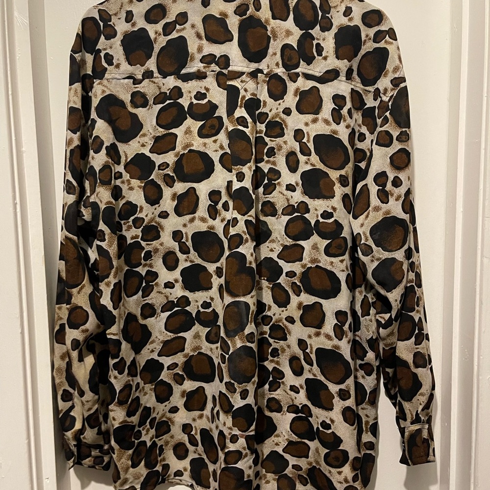 Magic Top Large Buttonfront Semi Sheer - Picture 4 of 6